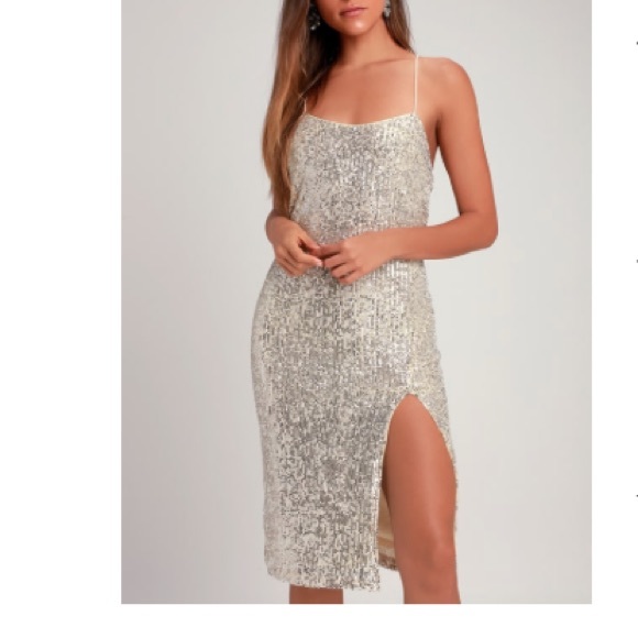 • SILVER SEQUIN DRESS W/ SLIT • - Picture 1 of 1